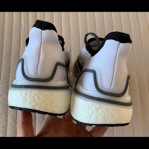 Adidas Ultraboost summer.rdy NEW Mens 6.5 Wmns 7.5 - Picture 4 of 8